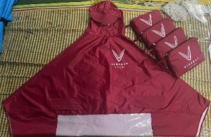 Liên hê 0916019604 áo mưa Hoa Nguyên để đặt may áo mưa in logo số lượng lớn tại Hà Nội, đảm báo tiến độ giao hàng và chất lượng sản phẩm tốt nhất